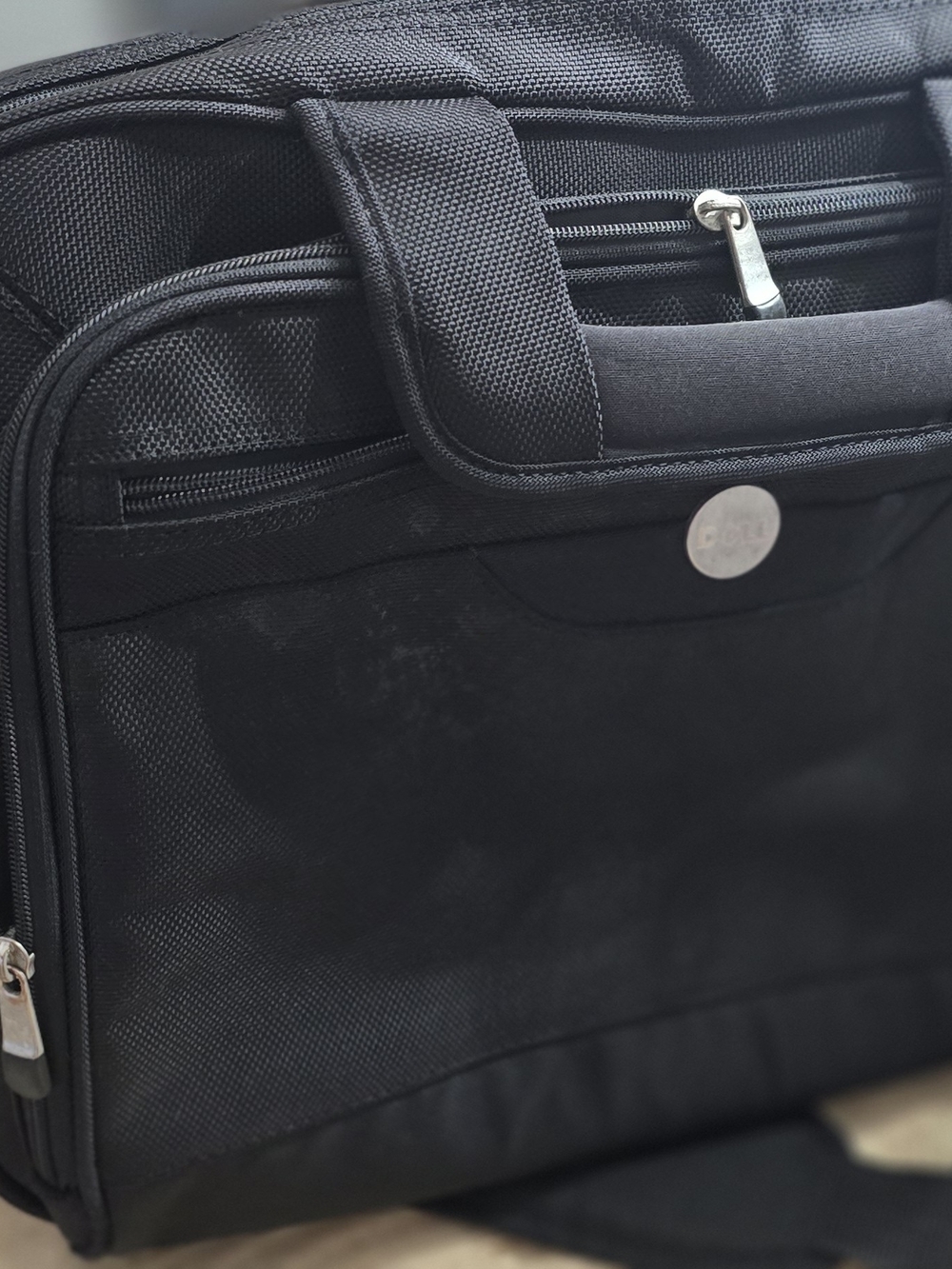 Dell Black Men's Laptop Briefcase Bag For 17-19" laptop